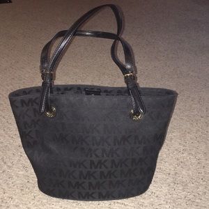 Michael Kors purse